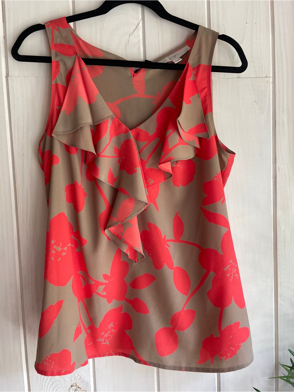Loft Sleeveless Blouse with Ruffle